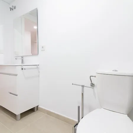 Global Properties, Centrico En * Canet d'En Berenguer