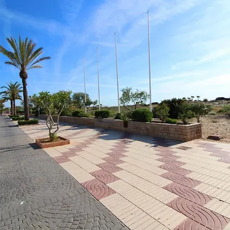 Global Properties, Centrico En Apartment Canet d'En Berenguer
